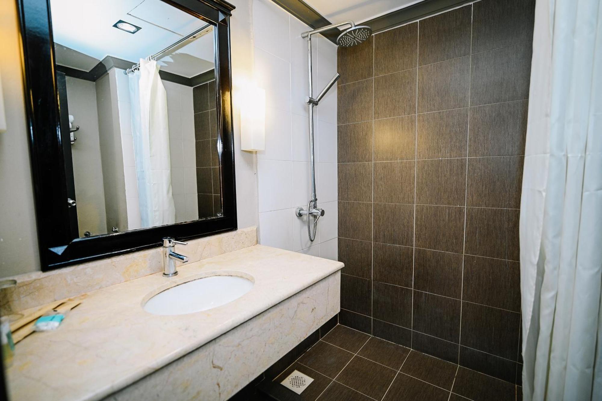 Kingston Hotel 9 - Jonker Street Malacca Екстер'єр фото