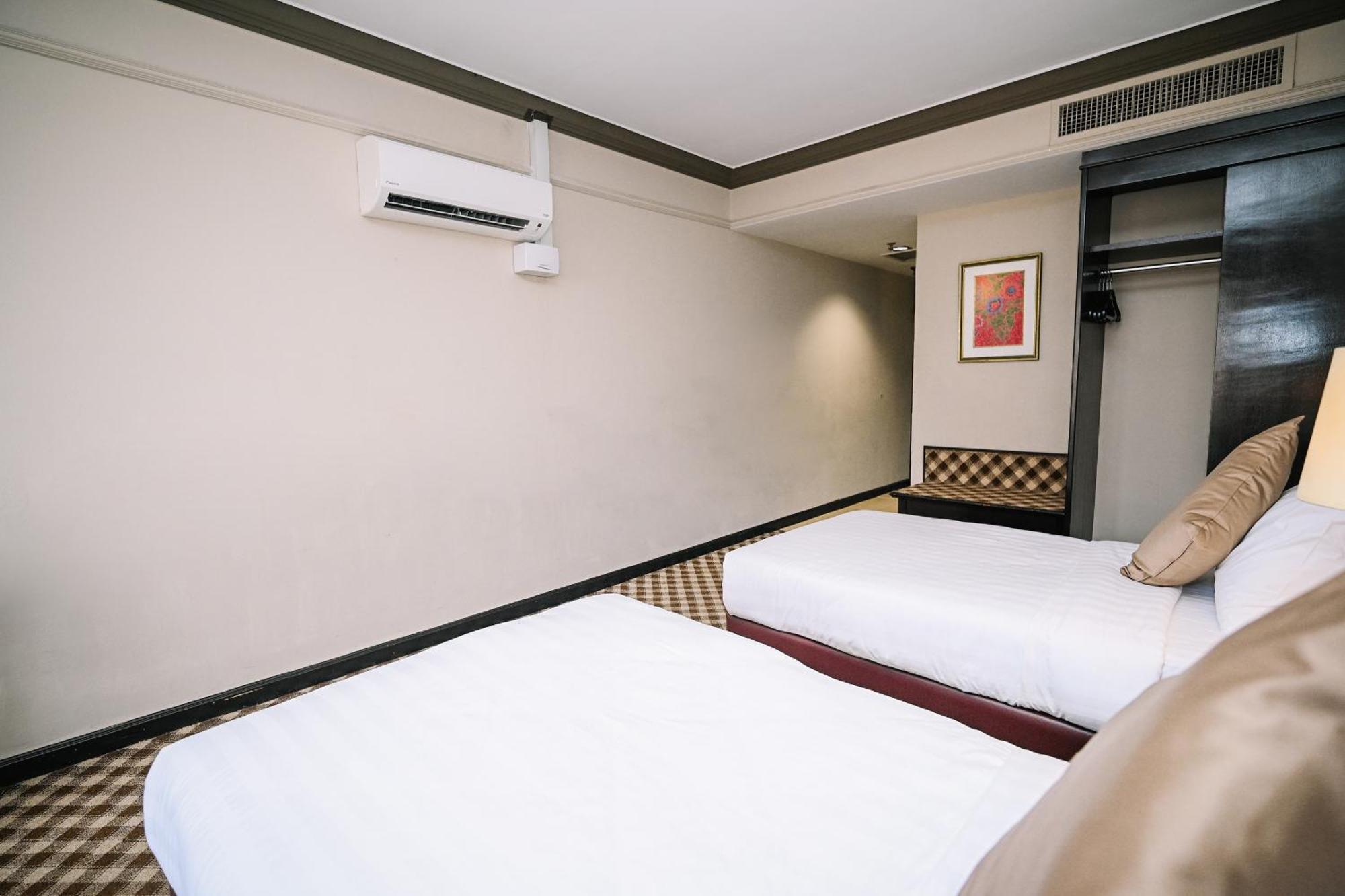 Kingston Hotel 9 - Jonker Street Malacca Екстер'єр фото